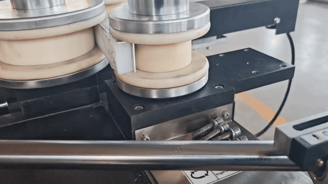 how to bend aluminum angle