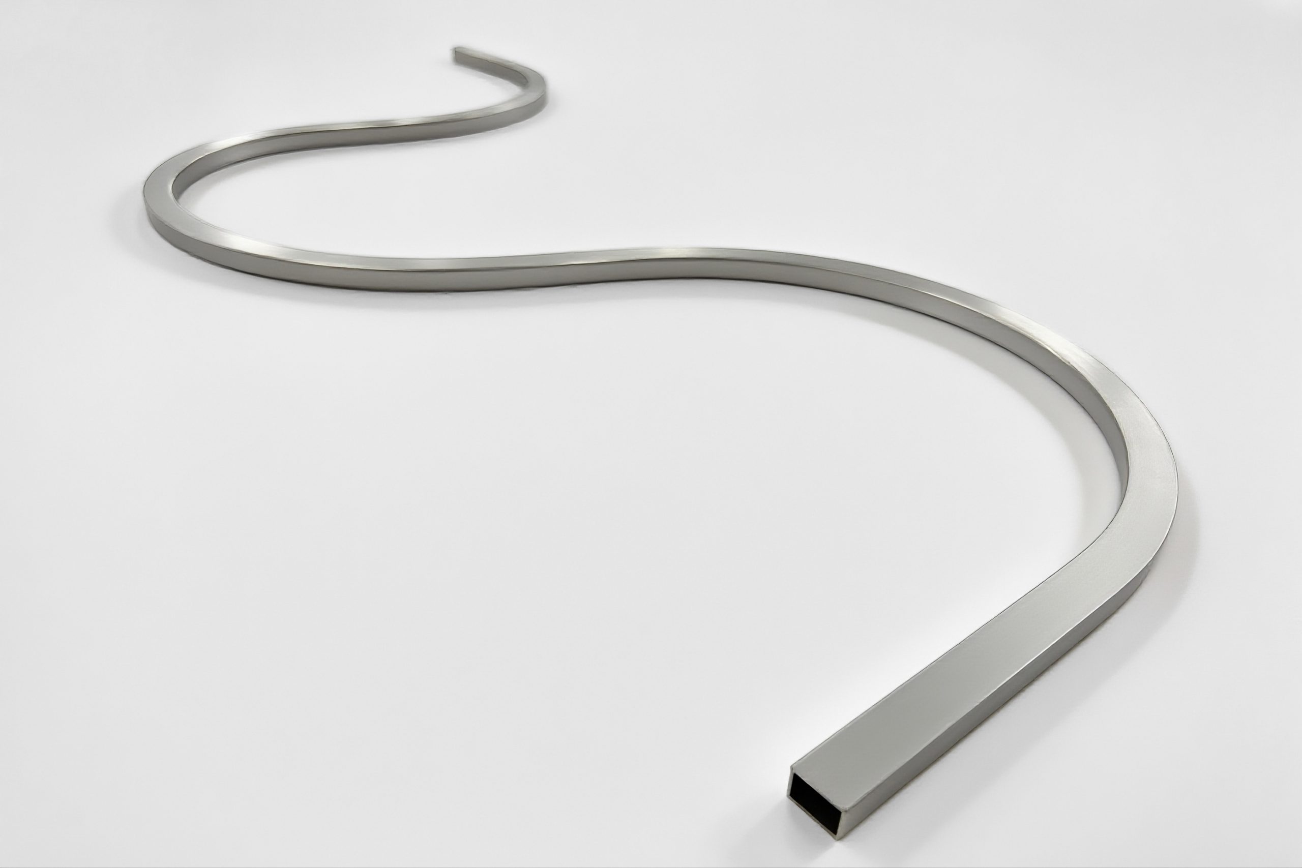 The Bending Radius in Aluminum Bending